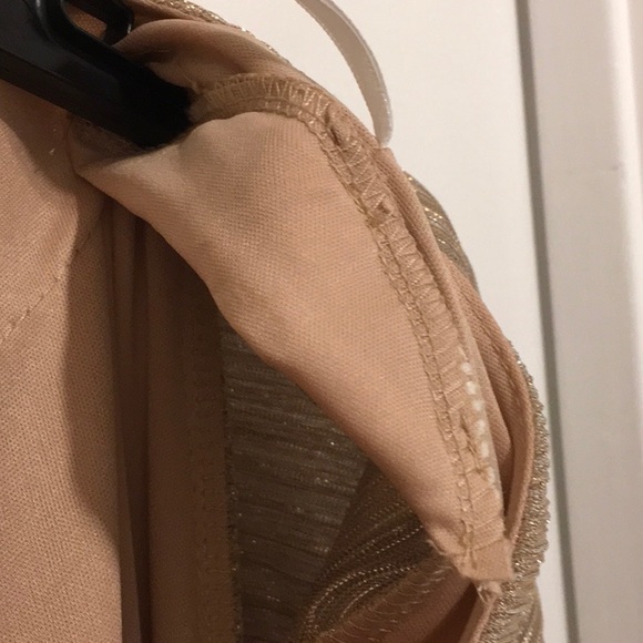 NWT Betsy & Adam Metallic Cape Gown Gold/Silver Size 6 - Picture 9 of 16